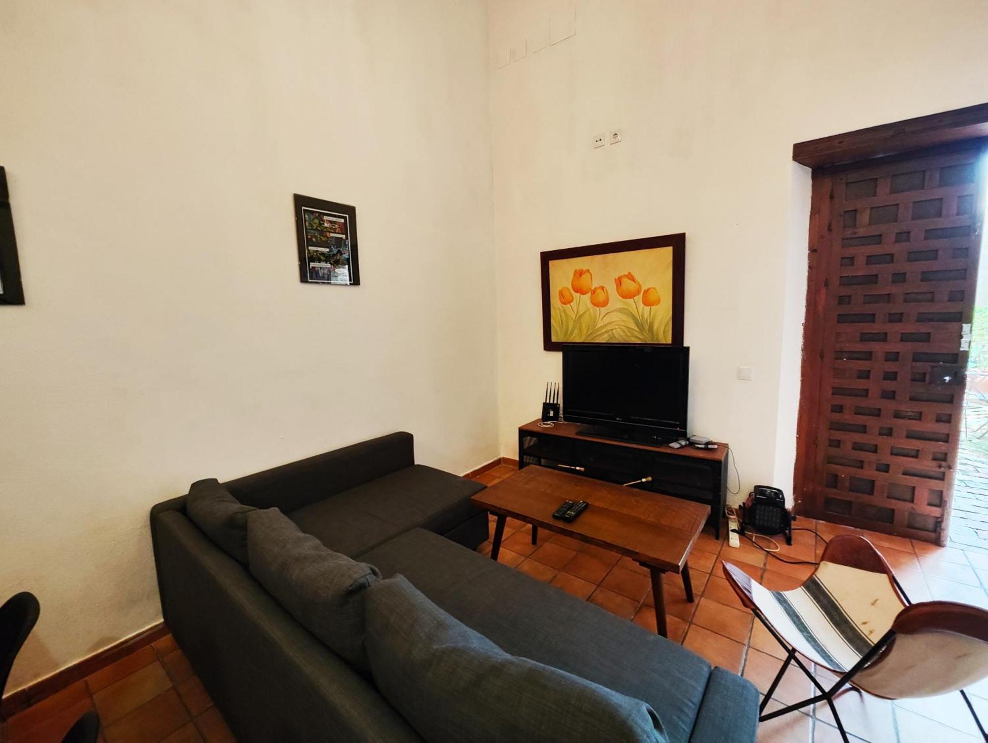 Hostal Cafe Frenteabastos Carmona  Luaran gambar
