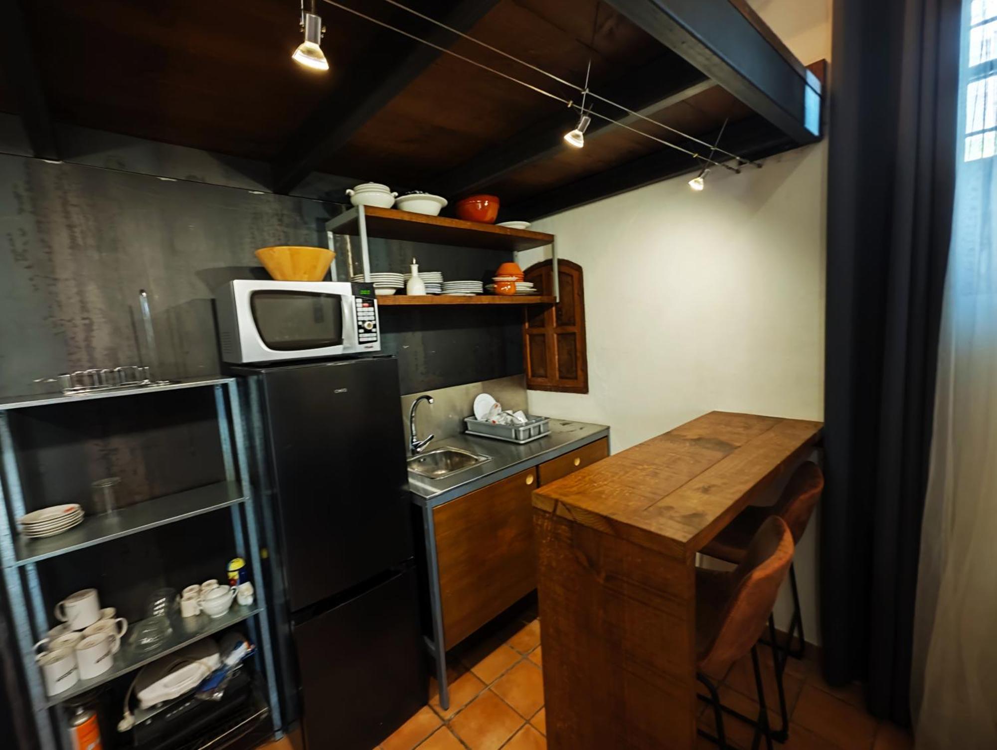 Hostal Cafe Frenteabastos Carmona  Luaran gambar