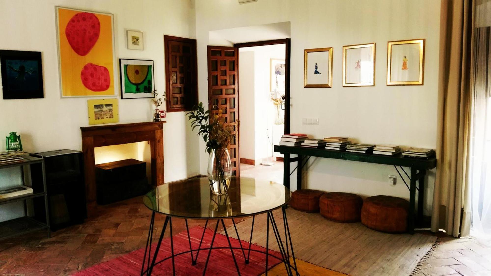 Hostal Cafe Frenteabastos Carmona  Luaran gambar