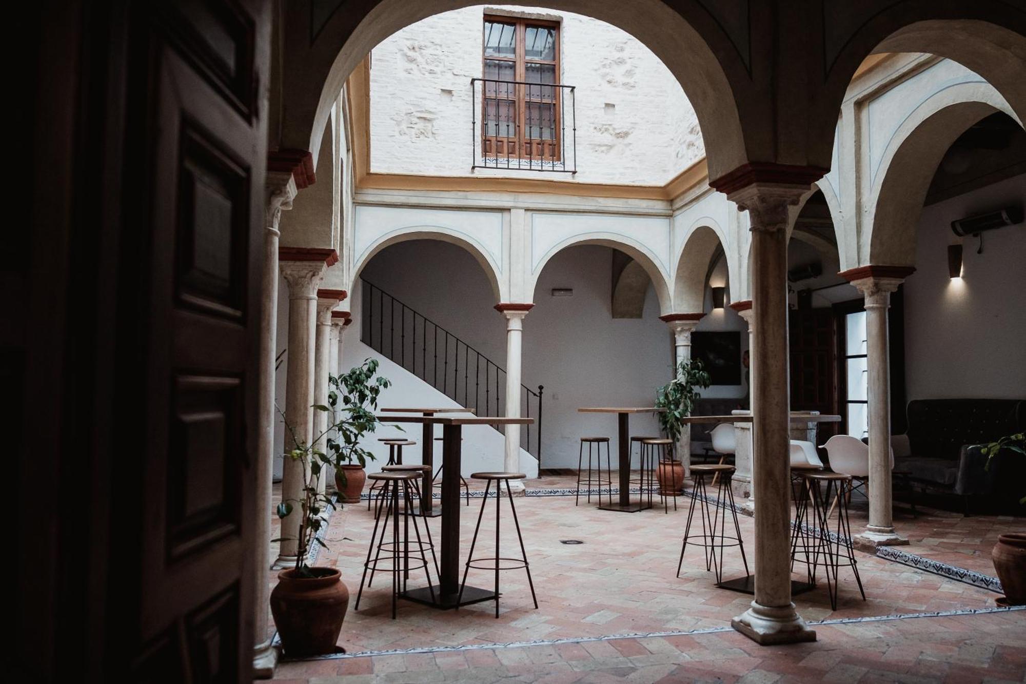 Hostal Cafe Frenteabastos Carmona  Luaran gambar